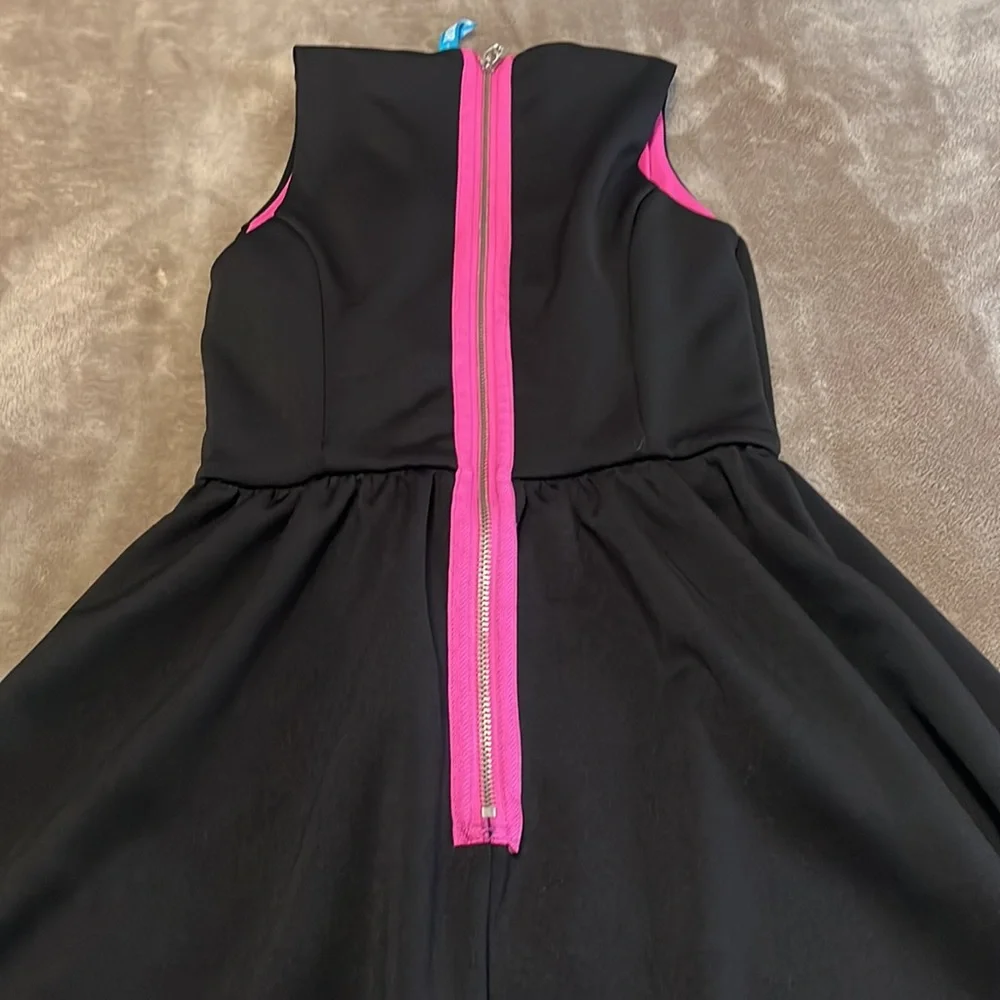 Dress - Picture 3 of 4